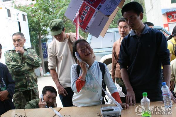 北川縣鄉鎮應急電話亭:爸爸，弟弟沒有了