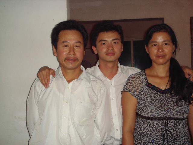 爸爸，媽媽和我