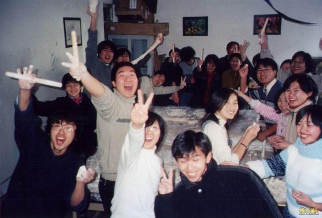 這是到大學第一次和你們過年，大家懷著兒時憧憬，開始了新的生活，后來發生的事情當時誰又能想到呢！這是我吃過的最好的餃子