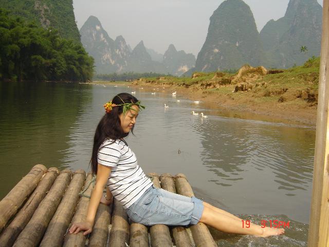 清清漓江水，可以濯我足